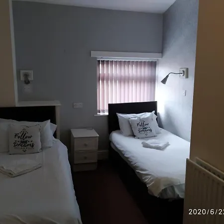 Mardi Gras 3* Blackpool