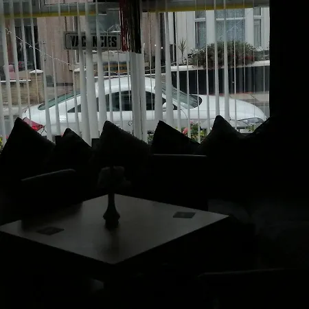 The Garnett 3* Blackpool