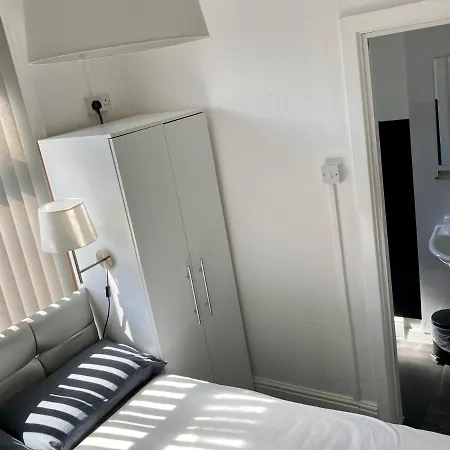 Pensjonat The 3*