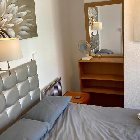 Pensjonat The 3*