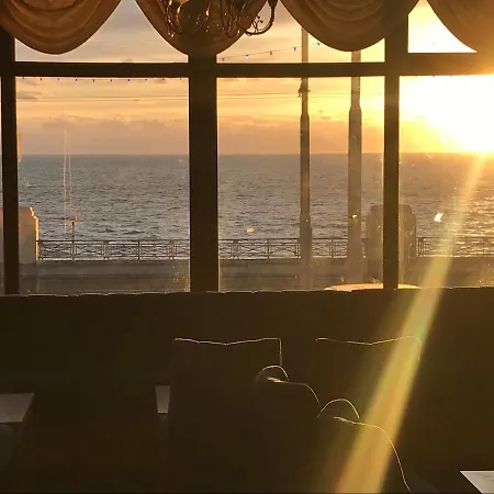 Hotel Canasta Blackpool