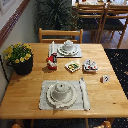 Bed and breakfast Golden Sands Hotel - St Chad'S Road 3*