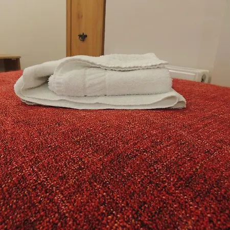 Hotell White House 2*