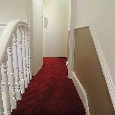 White House 2* Blackpool
