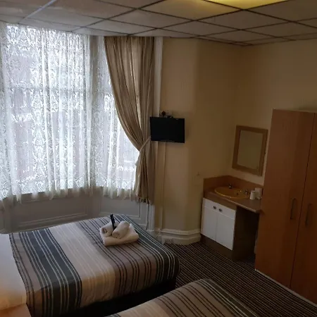 Grange House 3*