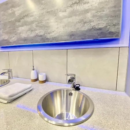 Fabrik - Harrowside By Service Apartements بلاكبول