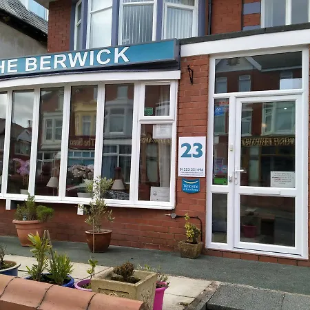 The Berwick - Over 40's Only 게스트하우스 3*
