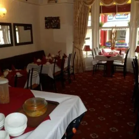 Bed & Breakfast Ardwick House 2*