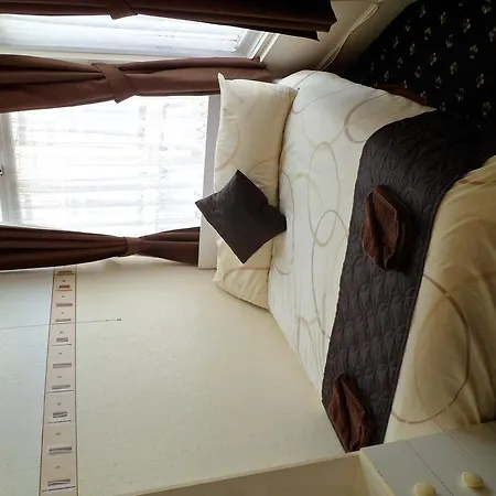Ardwick House Bed & Breakfast