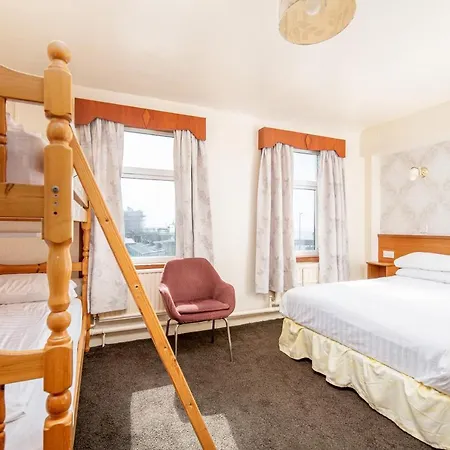 The Headlands 3* Blackpool