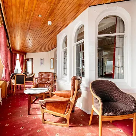 The Headlands 3* Blackpool