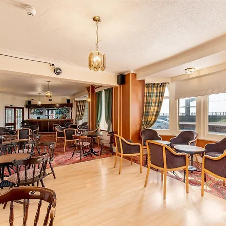 The Headlands 3* Blackpool