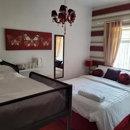 Hotel Tamarind Cove & Barrons Blackpool