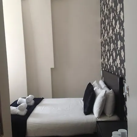 悦归旅馆 3*
