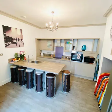 Family Friendly House. Blackpool