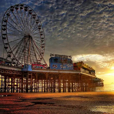 Lyndhurst Panzió Blackpool