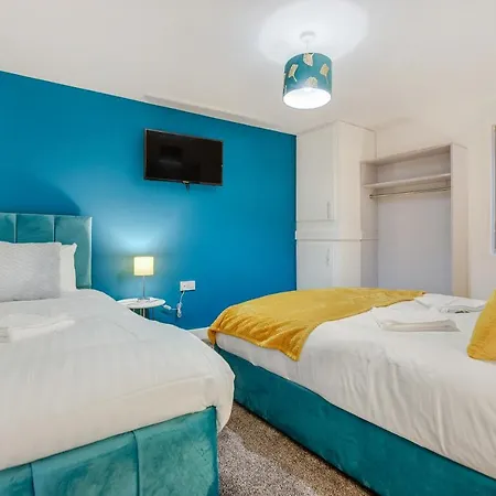 Bluebell Suites By Sasco Apartment Blackpool
