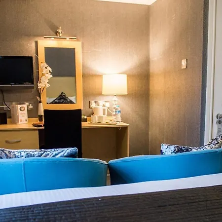 Otel Briardene 3*