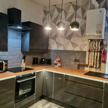 Blackpool Apartments *