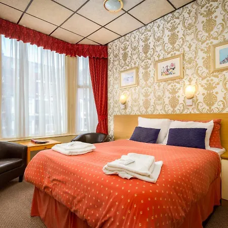 Oak Lea Отель 3*