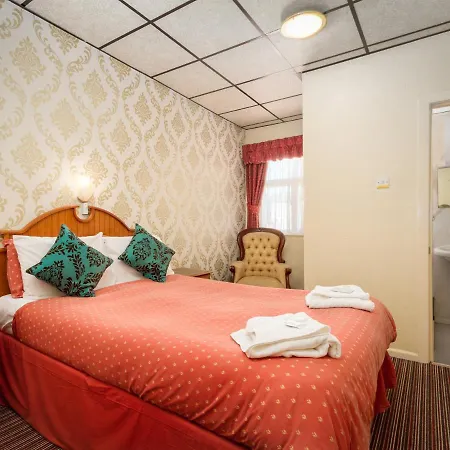 Oak Lea Отель 3*