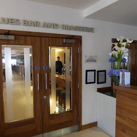 Hotell The Big Blue - Pleasure 4*
