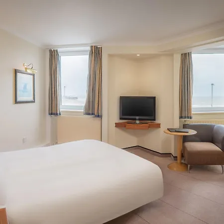 Hotell Grand