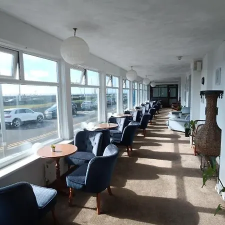 The Waldorf - Near Pleasure & Sandcastle Hotel 3*
