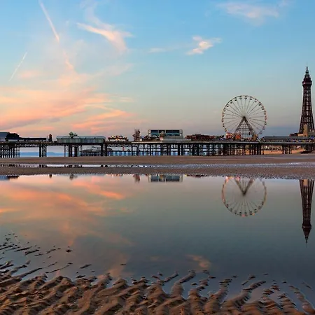 Two Bedroom Town Centre * Blackpool