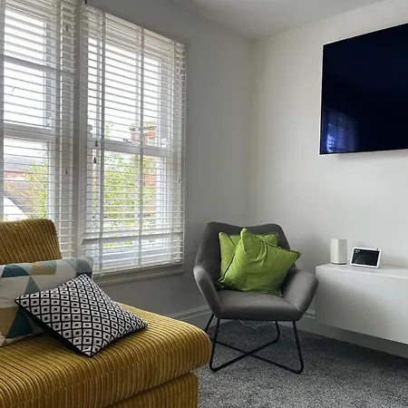 Two Bedroom Town Centre Apartment