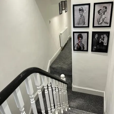 Two Bedroom Town Centre * Blackpool