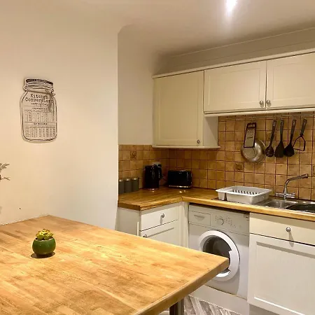 Fabrik - Harrowside By Service Apartements *