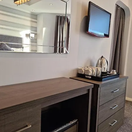 Hotel Tiffany's 3*