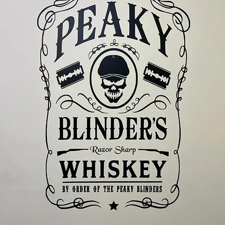 Peaky Blinders 5 Min Walk To Tower Sleeps Up To 14 Daire Blackpool
