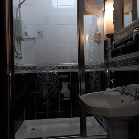 Guest house The Lonsdale Blackpool