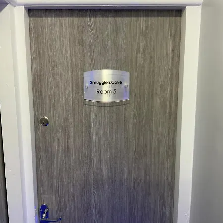 The Glenroy Bed & Breakfast Blackpool