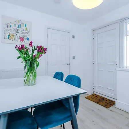 Holiday home Foxhall House - *