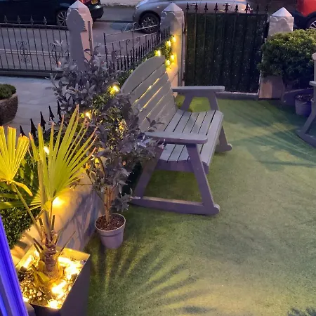 Bed & Breakfast The Glenroy Blackpool