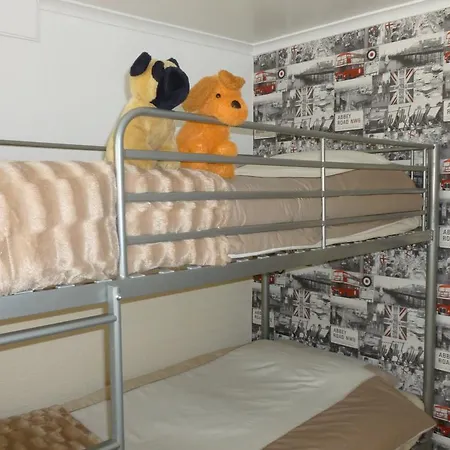 Canberra Guest House/hotel Блэкпул