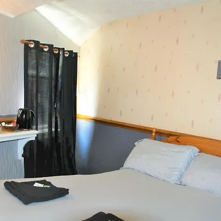 Pine Hotel