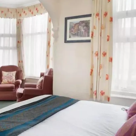Guest house Tudor Rose Original 3*
