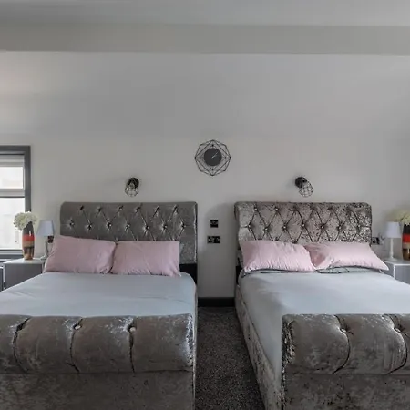 Residency Luxury Seafront 5* 黑潭