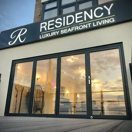 Residency Luxury Seafront 酒店