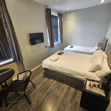 Tamarind Cove & Barrons Hotel Blackpool