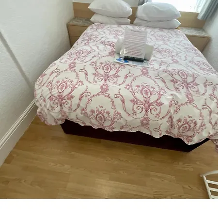 丹尼斯考特酒店 酒店
