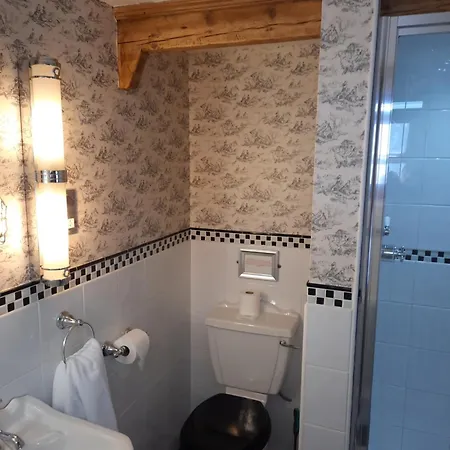 The Lonsdale Guest house