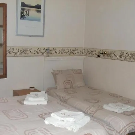 Fern - Road Hotel Blackpool