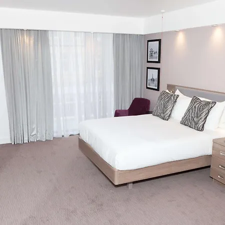 Hampton By Hilton 3*