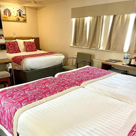 Clifton Court Hotel Blackpool