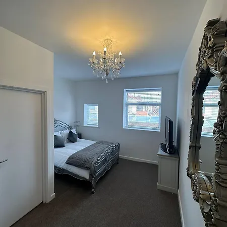 Queens 1 Appartement *